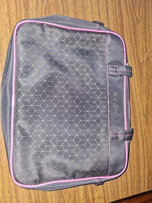 Torba Avon na laptopa