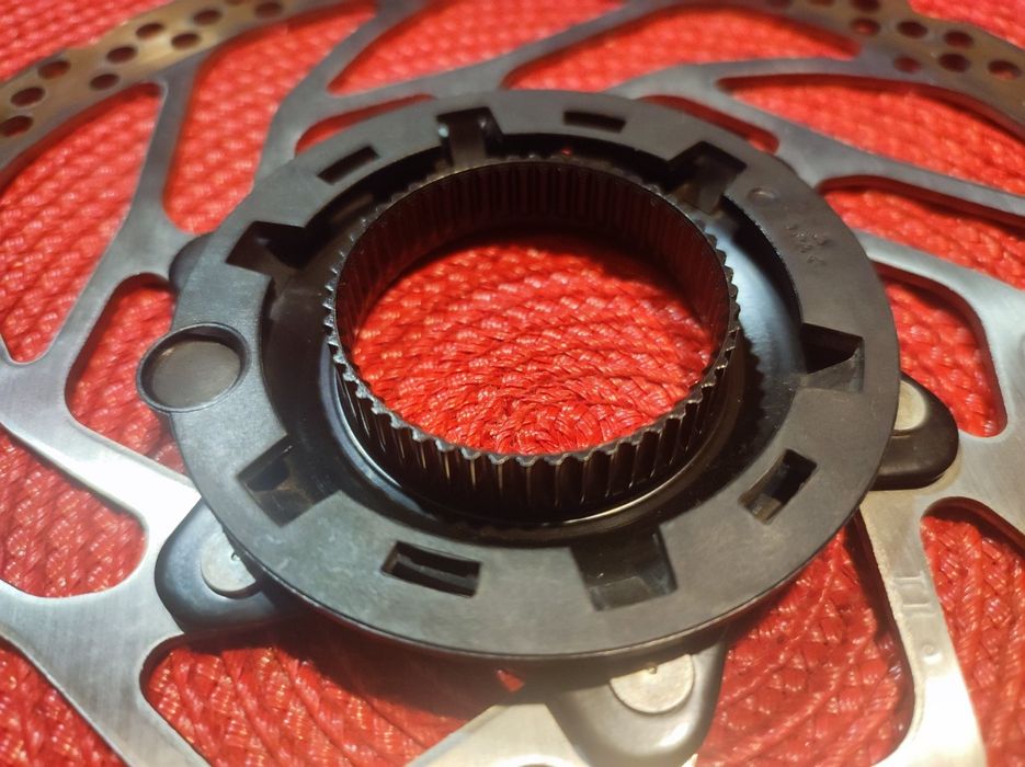 Disco Shimano  RT-EM300 CL 180mm