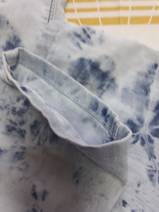 Джинсы на девочку  бу размер 44