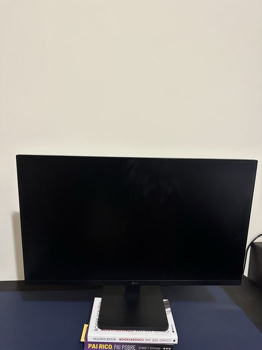 Monitor LG Preto