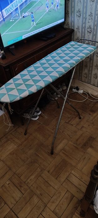 Vendo tábua de engomar