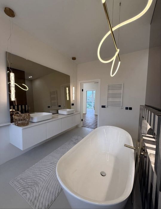 Продаж сучасного будиноку в с. Крихівці