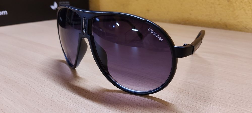 Okulary przeciwsłoneczne Carrera Retro Vintage. Premium. Italia