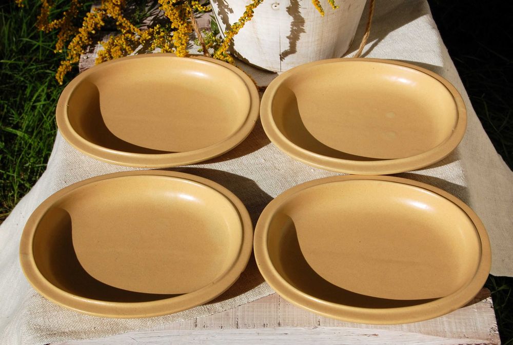 Ceramika, kamionka Bolesławiec, 4 talerze owalne, obiadowe