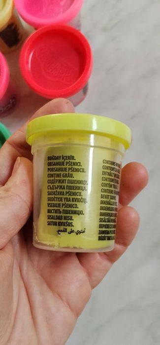 Набір 16 шт різнокольорового пластиліну Play-Doh