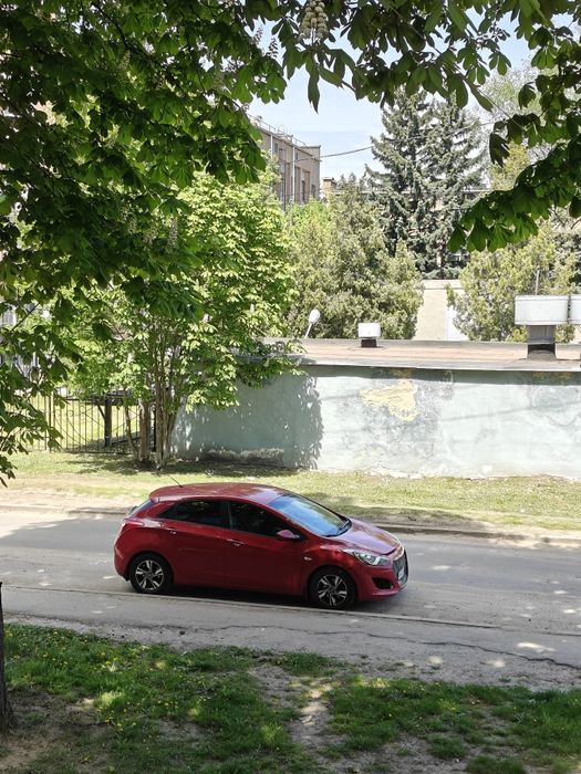 Продам авто Hyundai i30! 88 тысяч родного!