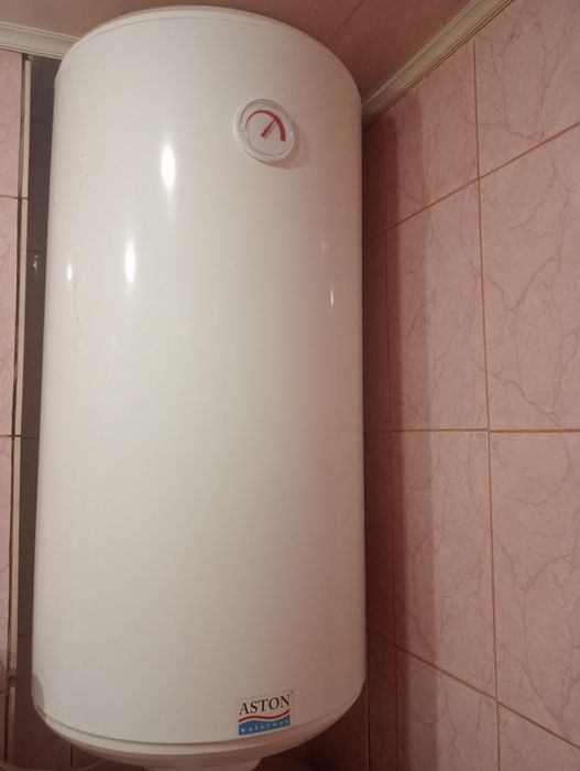 Продам бойлер на 100 л
