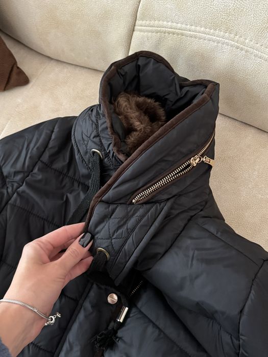 Курточка коротка зимова