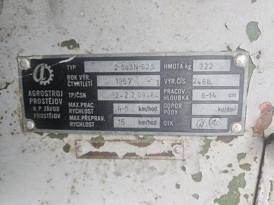 Sadzarka do ziemniaków czeska