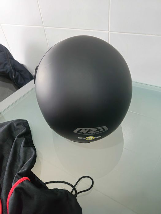 Capacete como novo