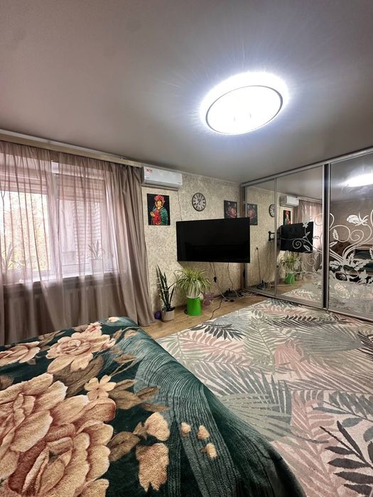 Термiново продам 3 кiм квартиру на ж/м Тополь-3 будинок 19