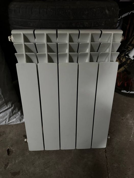 Продам батарею - радиатор отопления