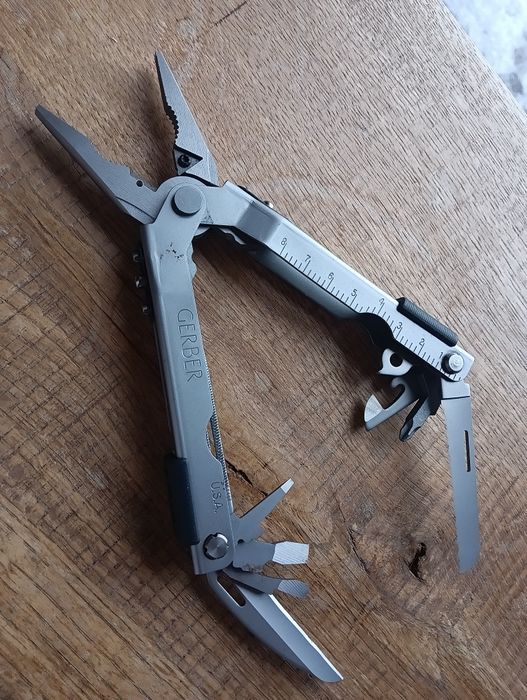 Gerber MP 600 multitool