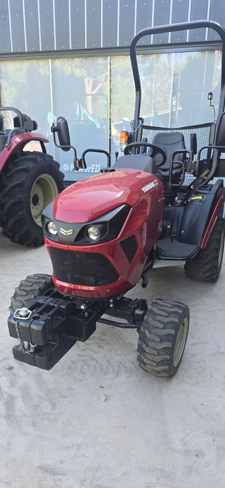 Trator Yanmar SA 222