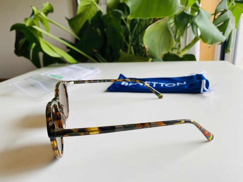 Óculos de Sol Novos Benetton