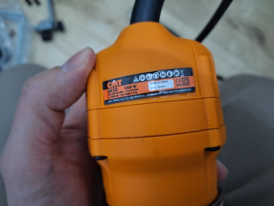 Frezarka ręczna CMT10