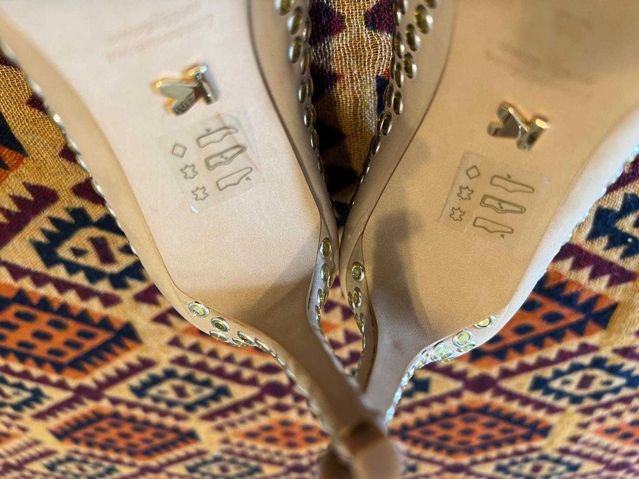 Nowe czółenka  Kazar 36