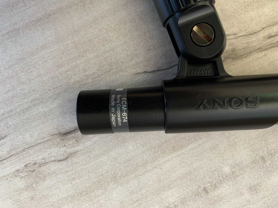 Sony ECM 674 Microfone Condensador Shotgun