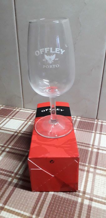 Conjuntos Copos NUNCA USADOS