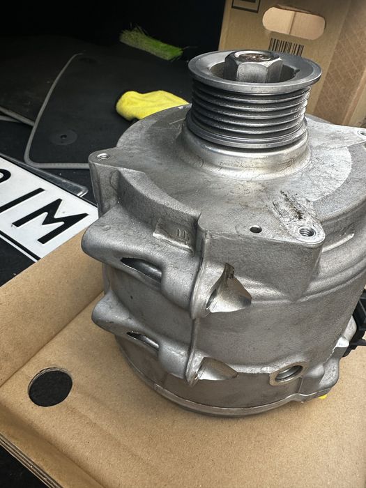 Стартер-генератор Audi a6 c8 3.0tfsi MHEV