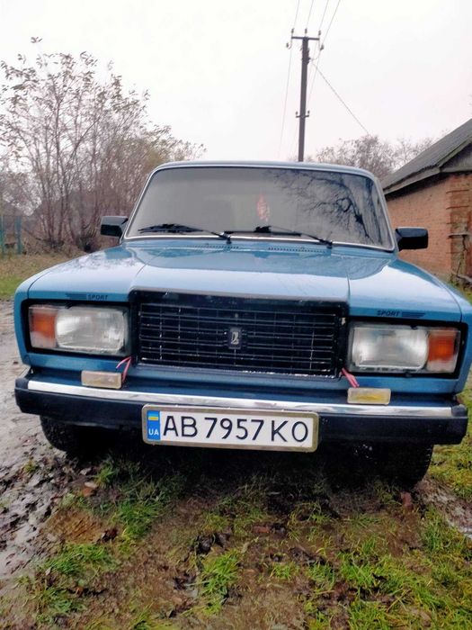 Продам ВАЗ.  2107