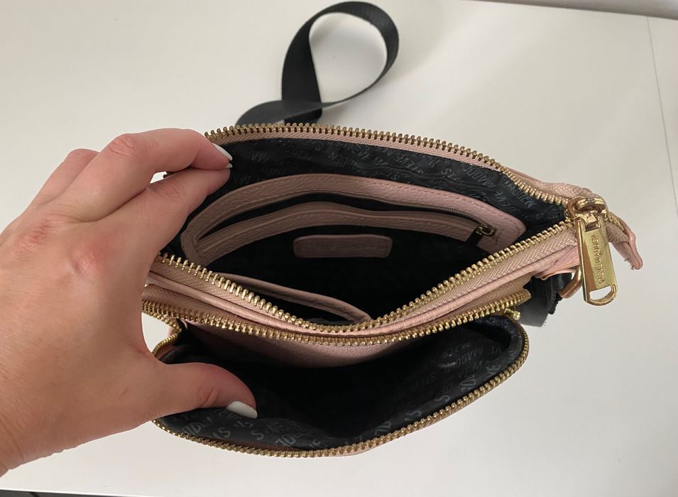 Jasno różowa blado różowa torebka listonoszka na pasku Steve Madden