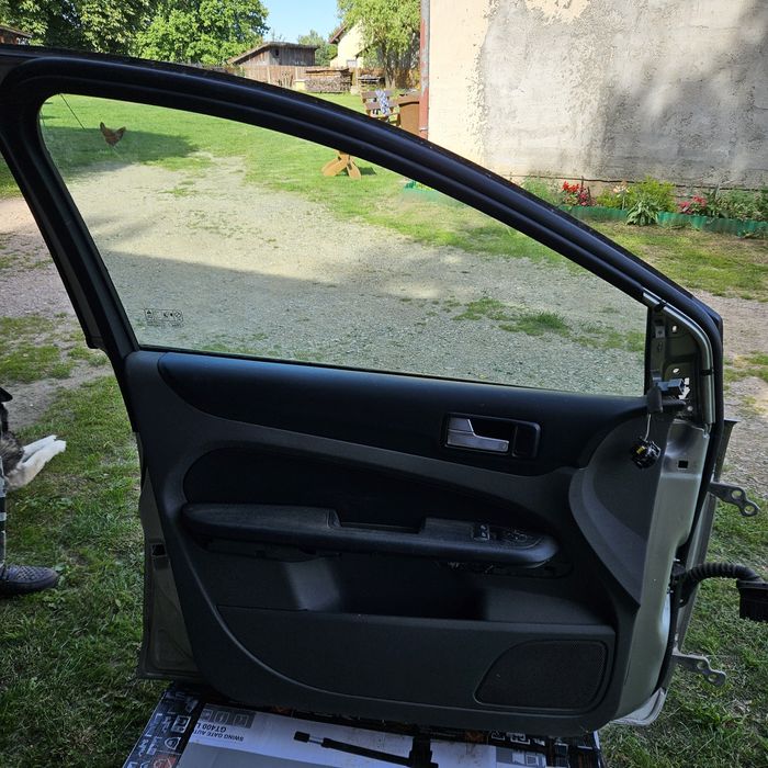 Drzwi lewy przód focus mk2 lift kolor 03
