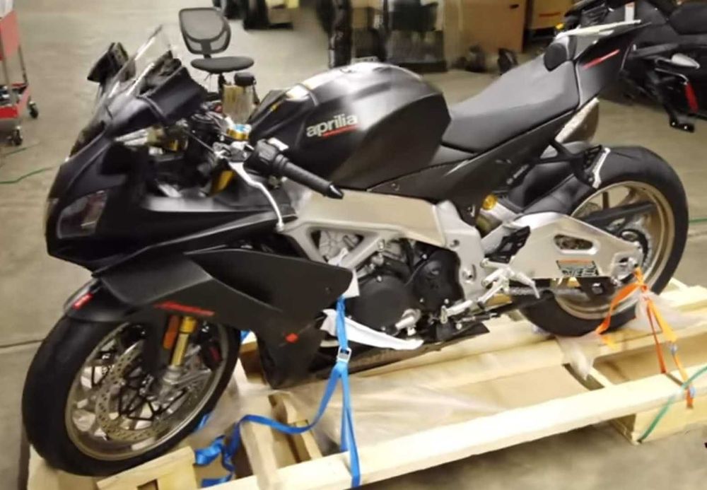 Aprilia RSV4 1100 Factory - 2019 - NOVA