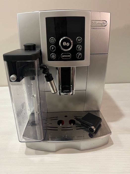 Продам Кавомашина DeLonghi ECAM 23.450, повністю технічно обслужена