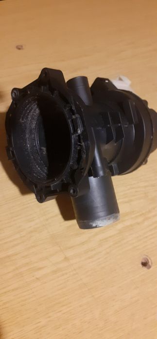 Насос стиральной машинки индезит