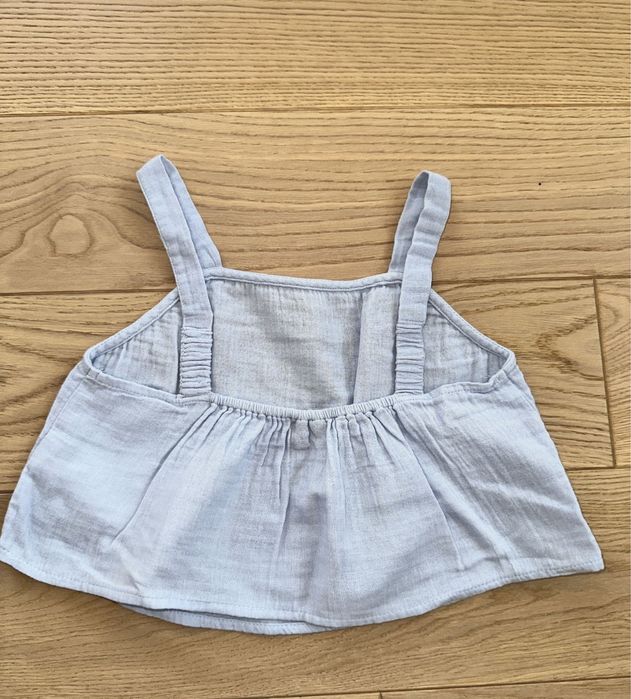 Bluzeczka na ramiączkach top 140