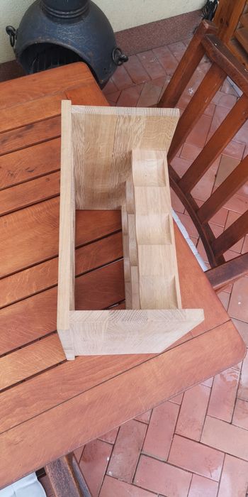 Stojak na wino dębowy