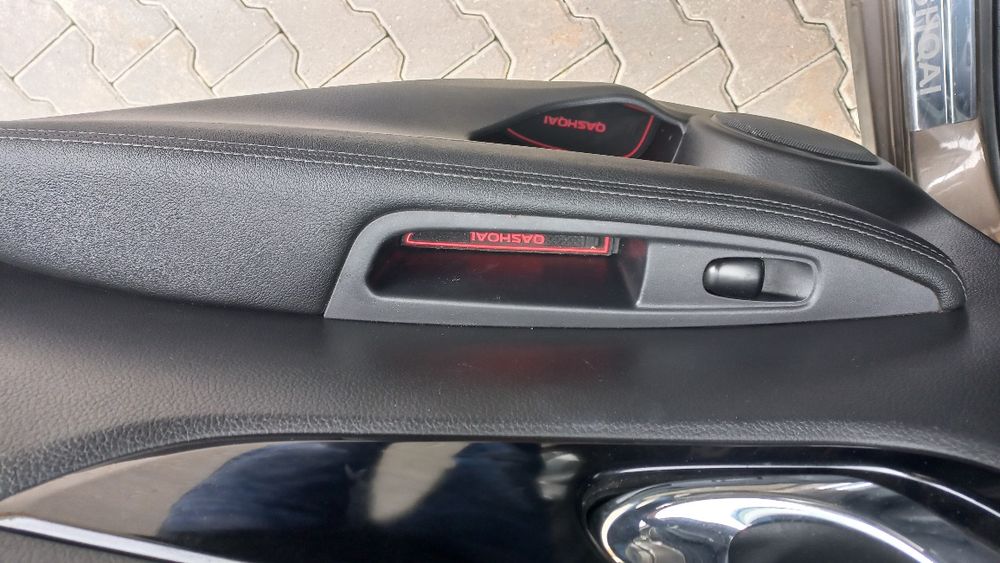 Ніссан Кашкай 1.2  Tekna