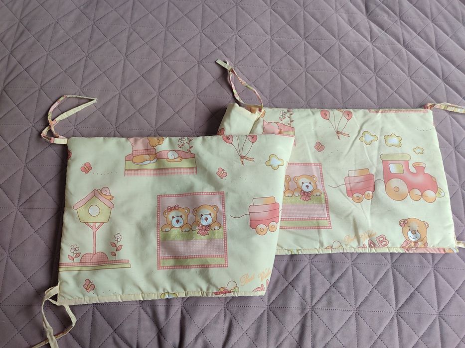 Бортики на дитяче ліжечко