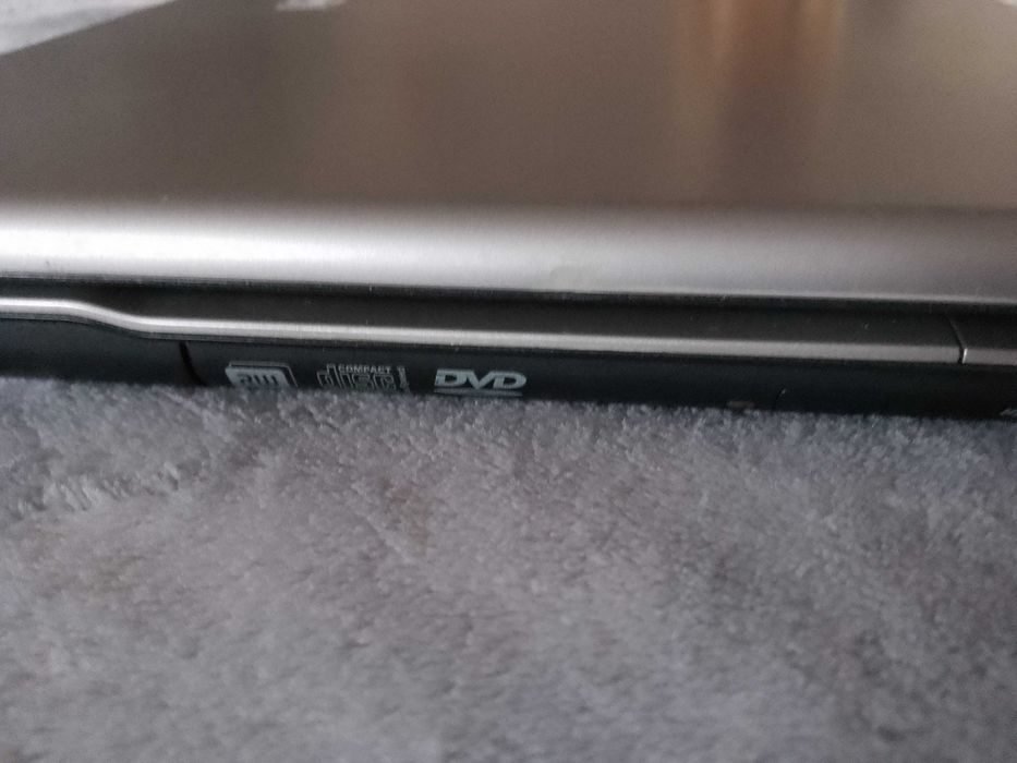 HP Compaq 6720s laptop