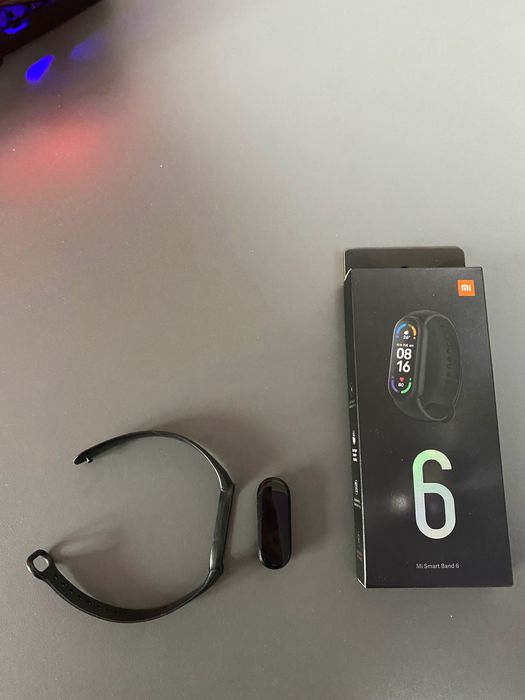 фітнес годинник Mi Smart Band 6