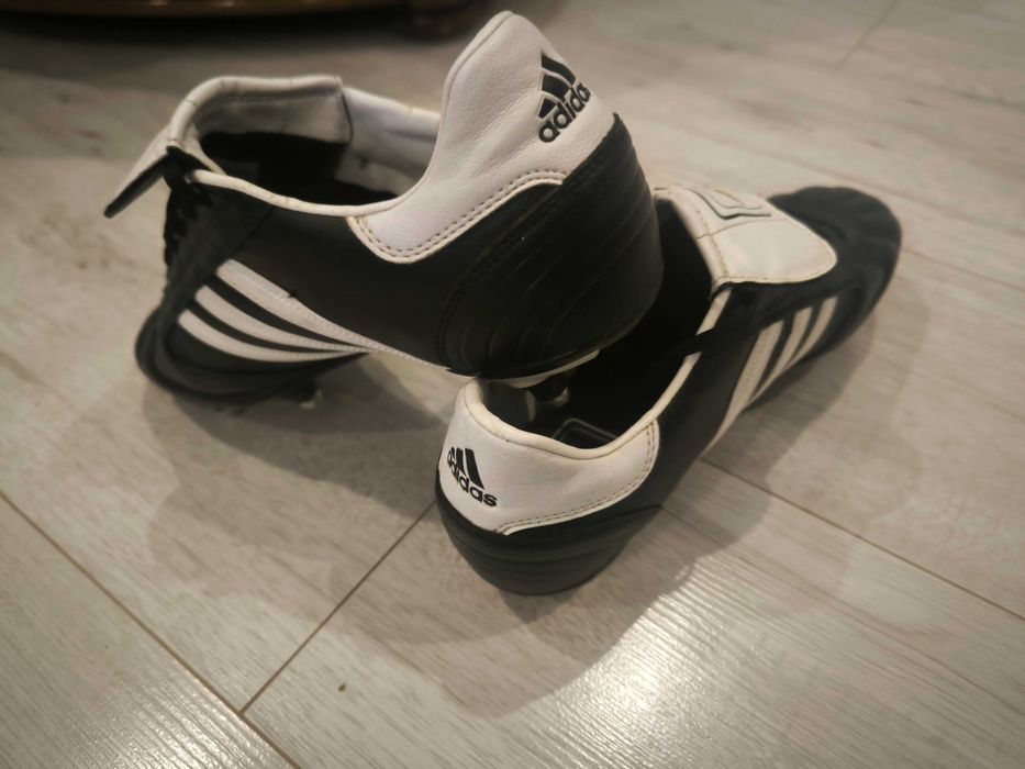 Buty piłkarskie korki 42 adidas
