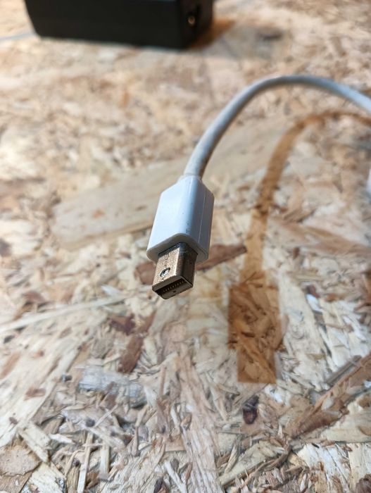 Adaptador Macally Mini DisplayPort para HDMI / VGA / DVI