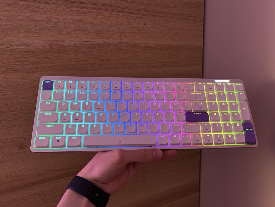 Klawiatura mechaniczna Epomaker LUMA100