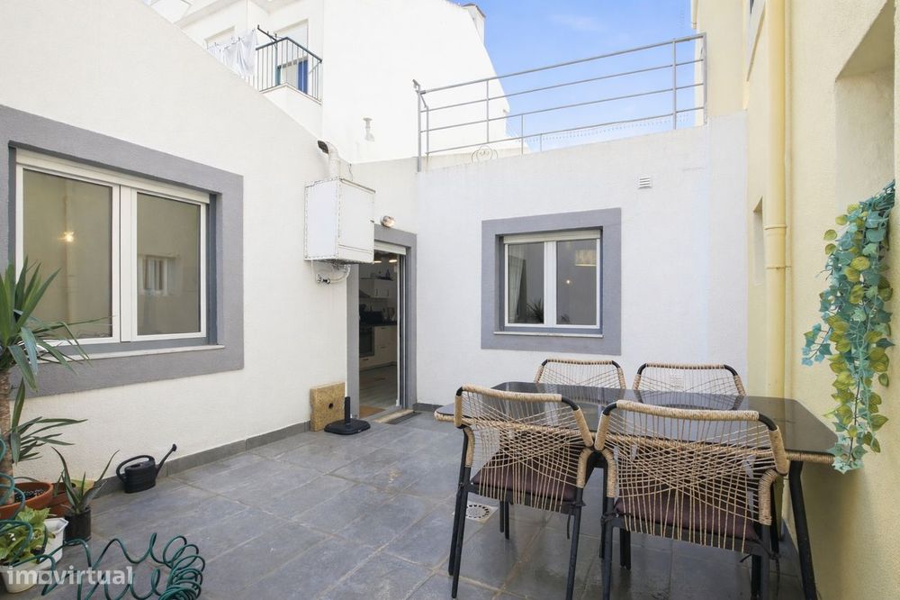 Moradia T3+1 para arrendamento em Alhandra