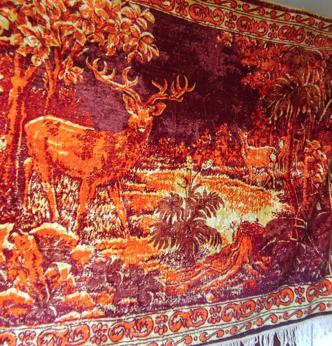 Продам килим олені ретро