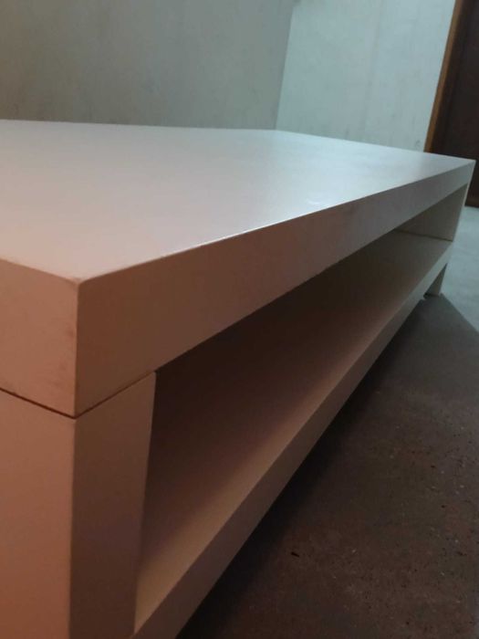 Mesa de centro branca