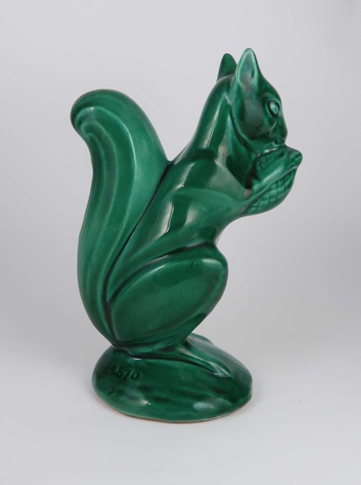 Figura Mealheiro Art Deco - Esquilo com bolota - 50s/60s