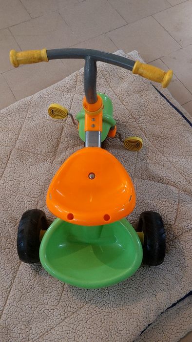 Triciclo Chicco Criança
