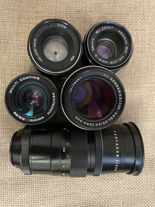 Набор обьективов и фотоапаратов