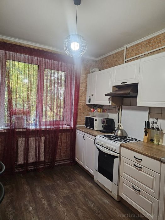 N:14250 - Продаж квартири, 2-кімн., Центр, вул. Князів Острозьких