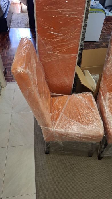 Mobília de sala LA SENIA em óptimas condições