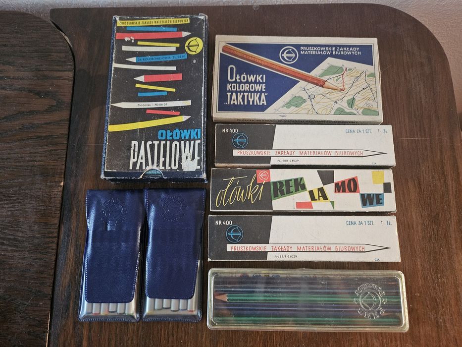 Ołówki i kredki PRL
