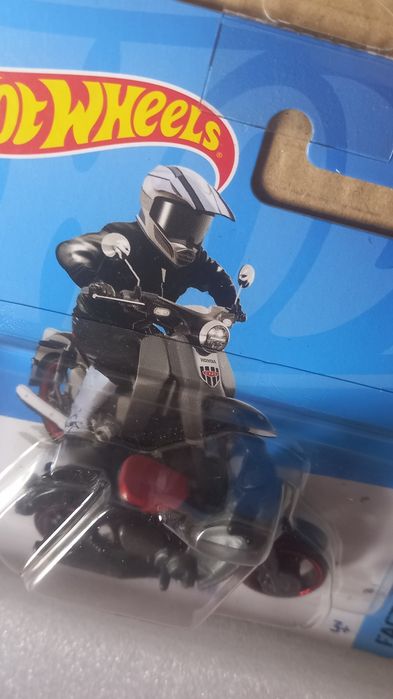 Honda super cub hot wheels