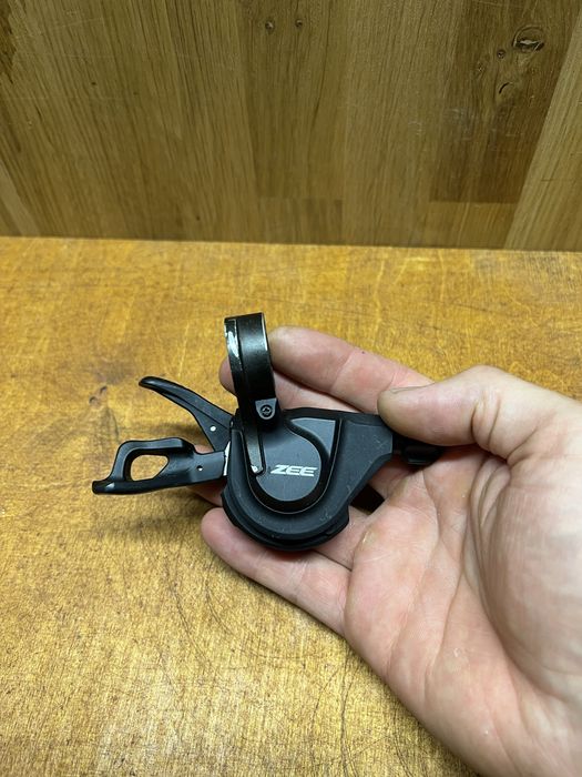 Manetka Shimano Zee 10s